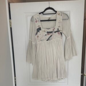 Show Me Your MuMu Cream Blouse with Multicolor Embroidery